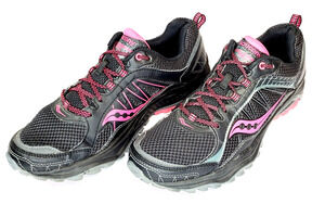 Saucony Excursion TR9 Women's Size 10 Black Pink Trail Running Shoes S15249-15